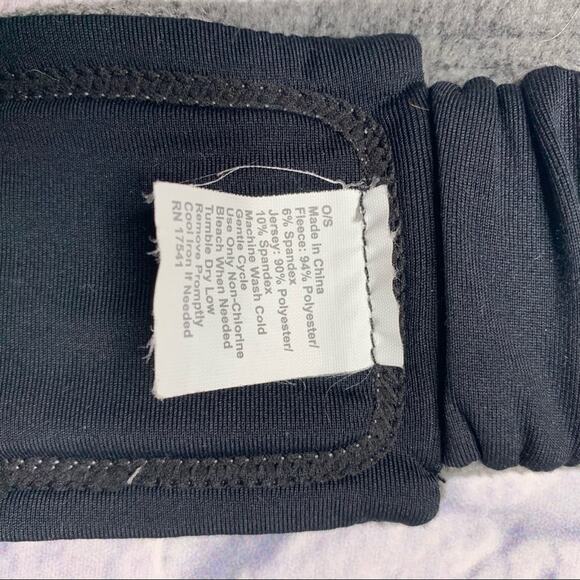 Fleece Ear Warmer in Grey - Picture 4 of 4